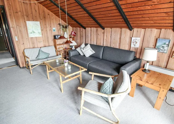 Holiday home Keijo - 1-5km From The Sea By Interhome Fano